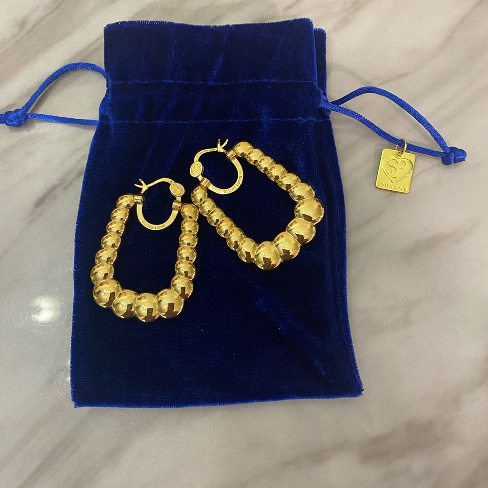 Chic Gold Beaded Hoop Earrings